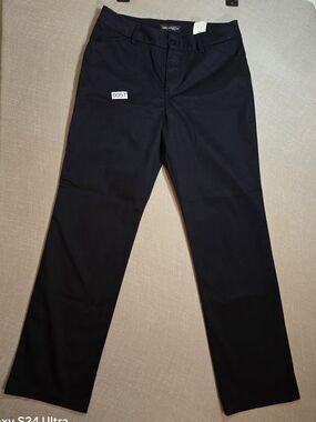 Lee Women’s Size 10 Medium Black Pants Relaxed Fit Straight Leg Mid Rise Wrinkle